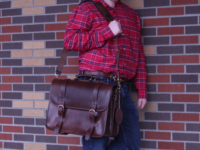 LederMann-Extra-Large-Leather-Briefcase-Backpack-12