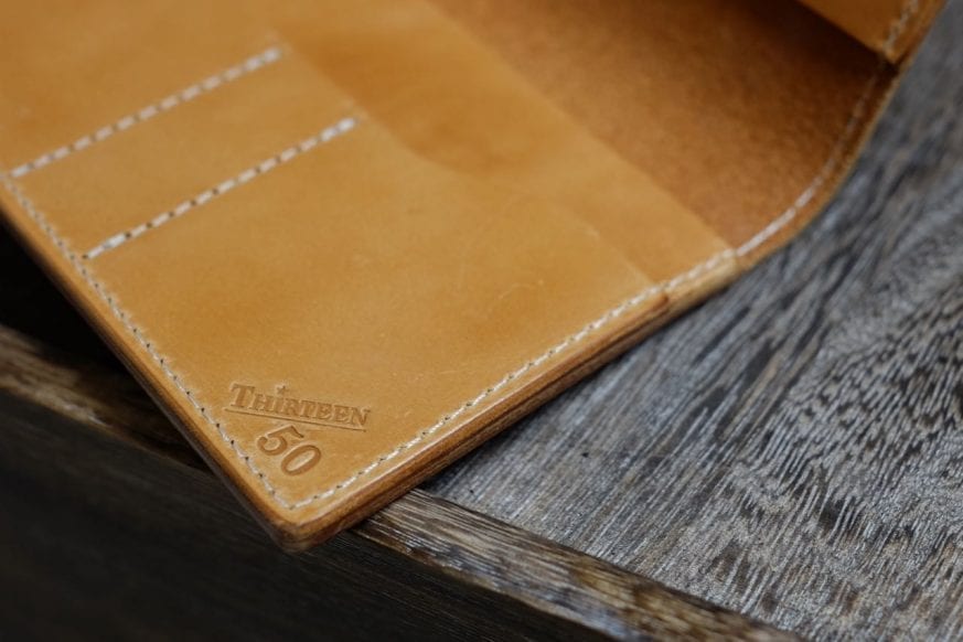 thirteen50-leather-whiskey-traveler-wallet-review - 11