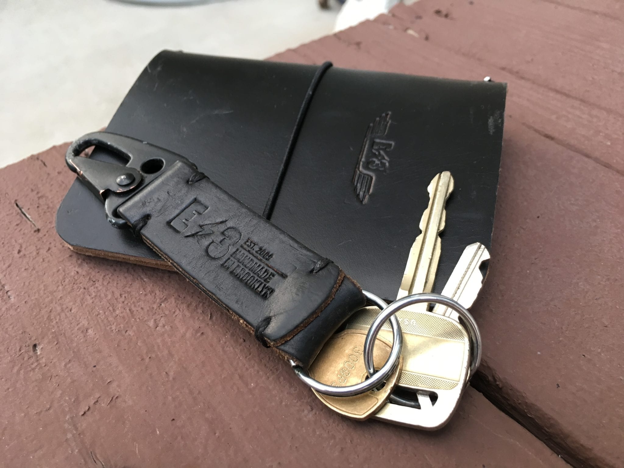 e3-supply-co-passport-notebook-tactical-keychains-review-2